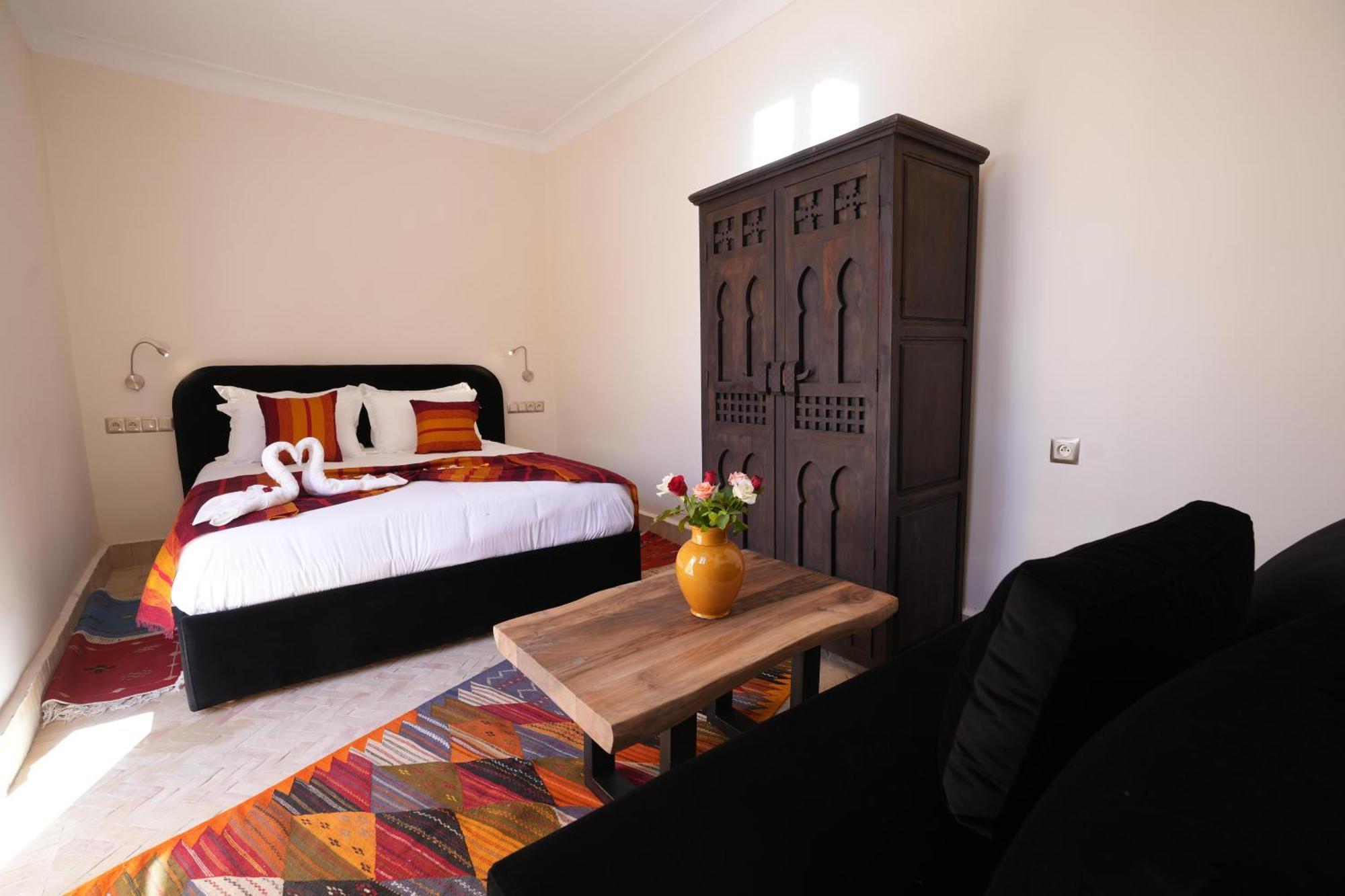 Riad Babette As-Sawíra Exteriér fotografie